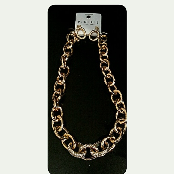 Pure Jewelry - 3/$30 Chunky Goldtone Statement Necklace Set Pure Jewelry - 3/$30 Chunky Goldtone Statement Necklace Set